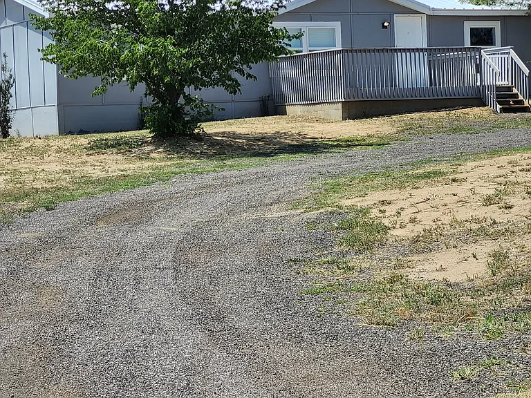 9010 Bowen Ln — Photo 1