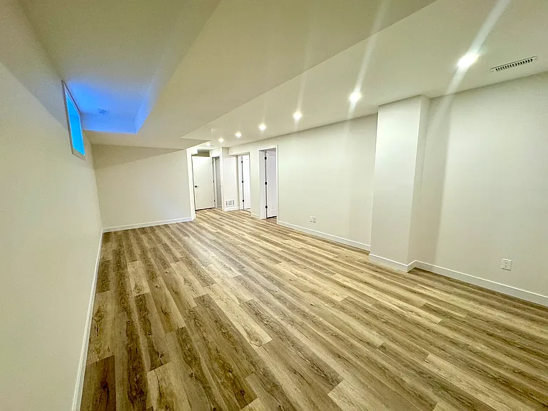 622 Summerhill St #1 — Photo 34