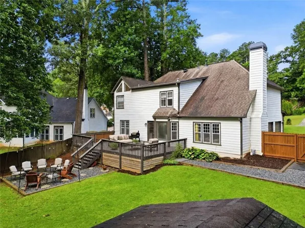 2228 Duck Hollow Dr NW, Kennesaw, GA 30152