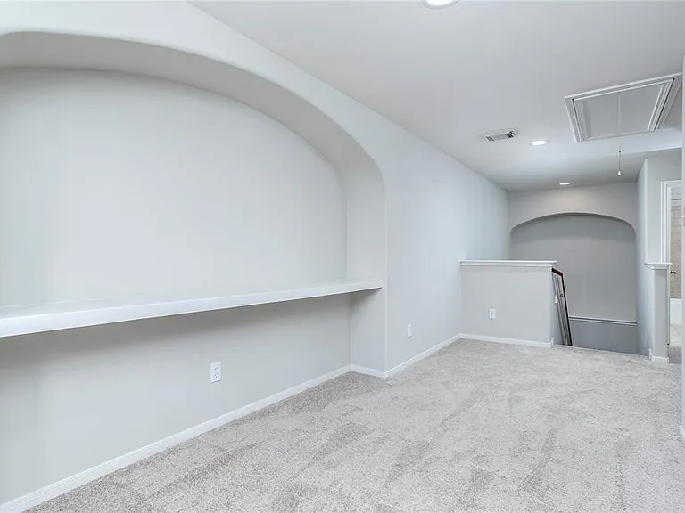 59 Douvaine Ct — Photo 17