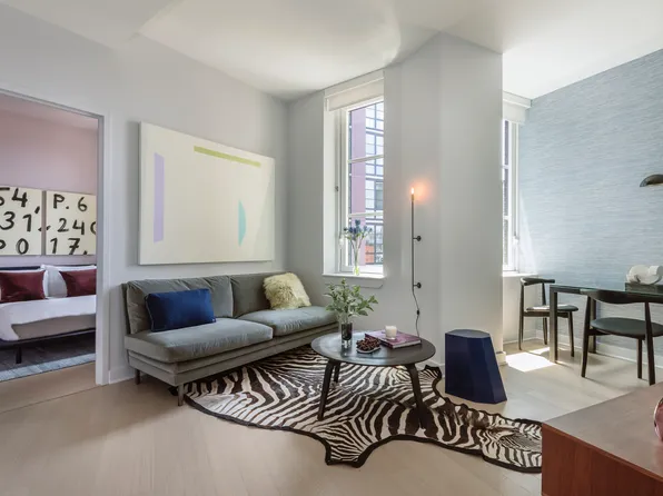 363 Bond Street image 2 of 11