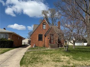 7808 Lanyard Dr, Parma, OH