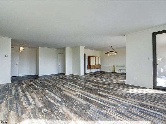 4th image of 1 Bratenahl Pl APT 506