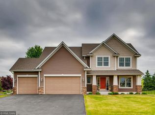 9607 Dunes Ave, Cottage Grove, MN 55016