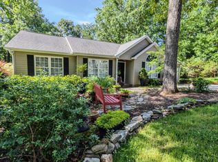 116 Oak Ridge Dr, Greenwood, SC 29649
