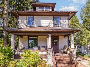 1330 W Maple St, Kalamazoo, MI 49008