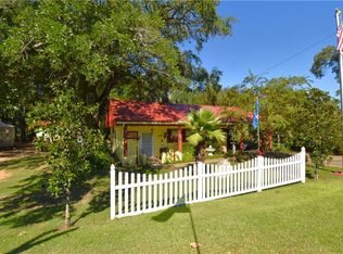 8042 Ridge St, Pollock, LA 71467