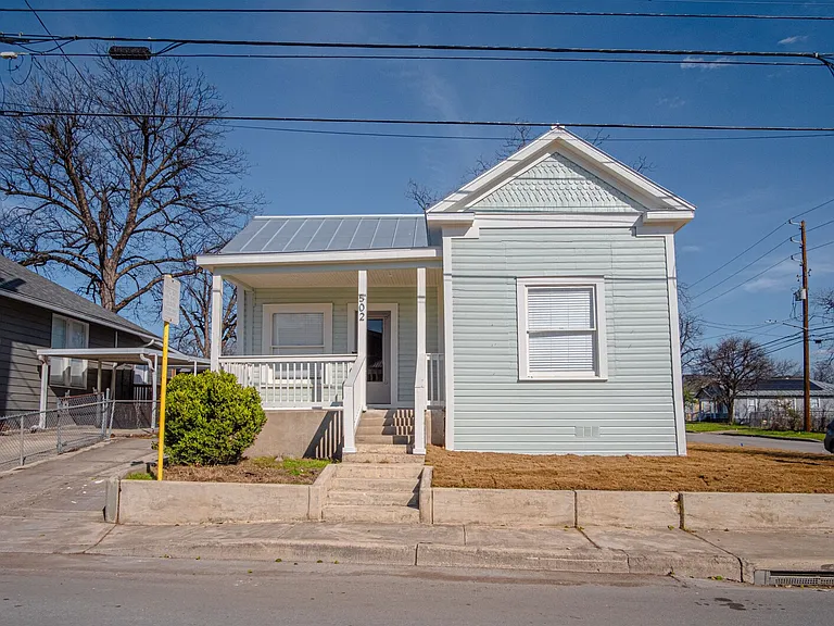 N Cherry St — Photo 34