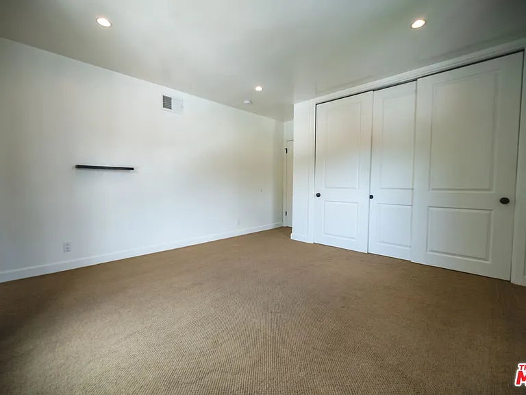 503 N Greencraig Rd — Photo 26