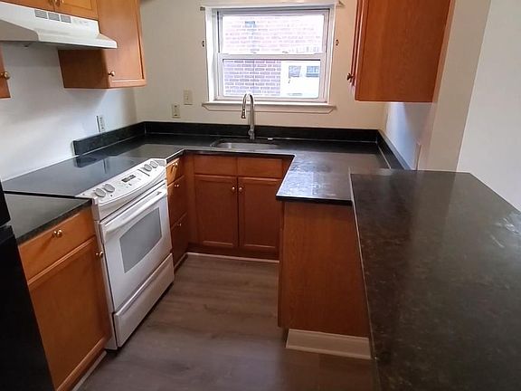 4th image of 1006 S Rodney St APT B