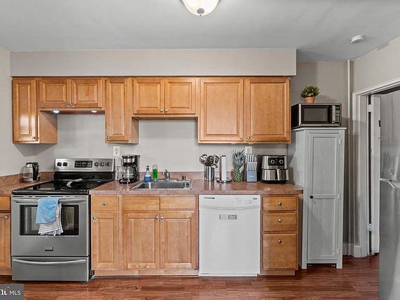 3rd image of 1500 Aldeney Ave
