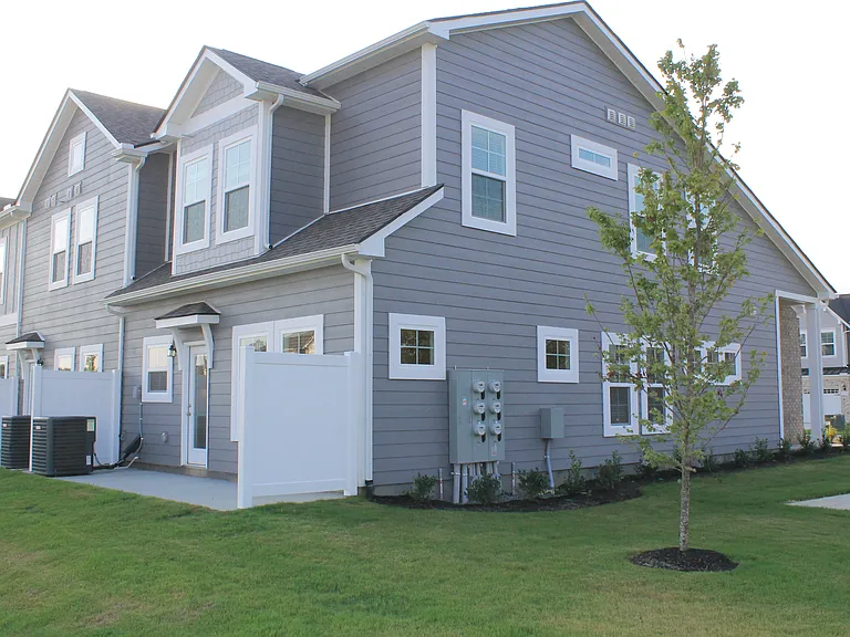 5711 Cloverwood Dr — Photo 20
