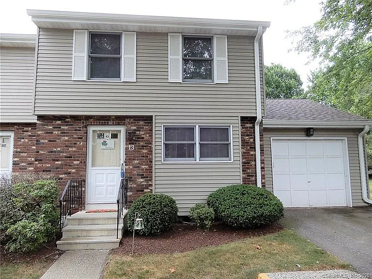 13 Saint Marc Cir #B — Photo 1