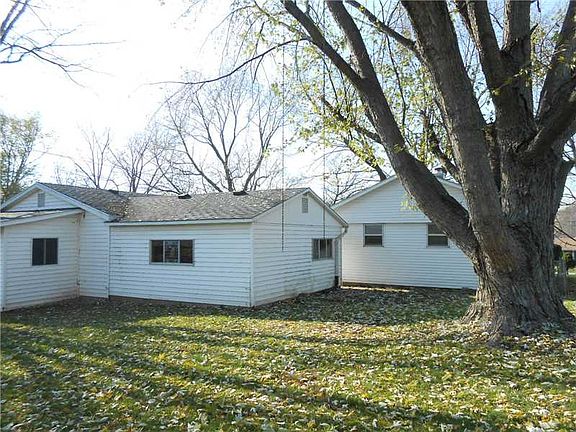 2nd image of 1206 N Lake Vista Dr