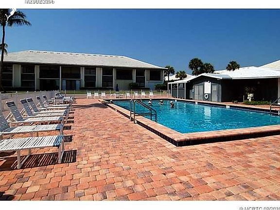 2nd image of 175 SE Saint Lucie Blvd Unit Un B 78