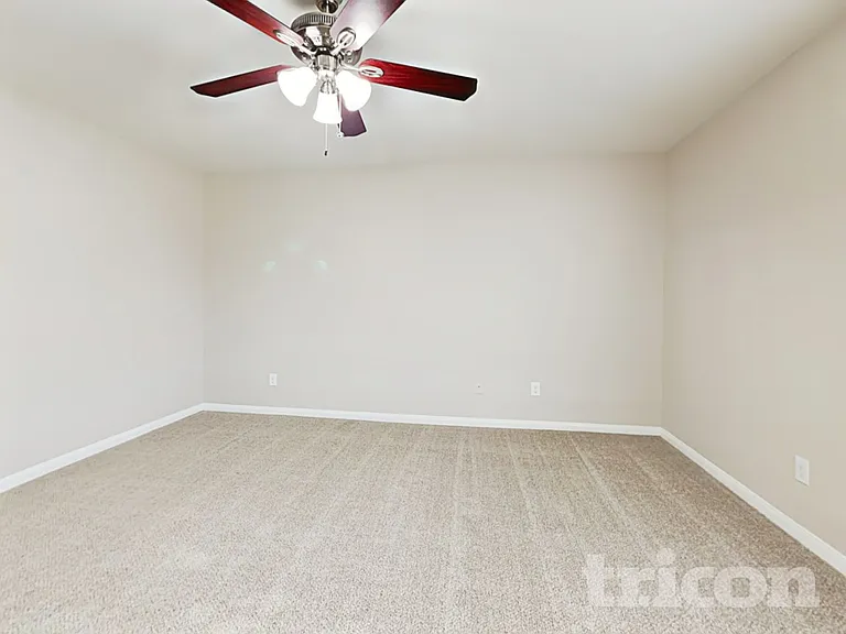 2437 Regatta Ln — Photo 2
