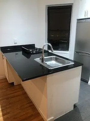 Rented by Bond New York | media 15