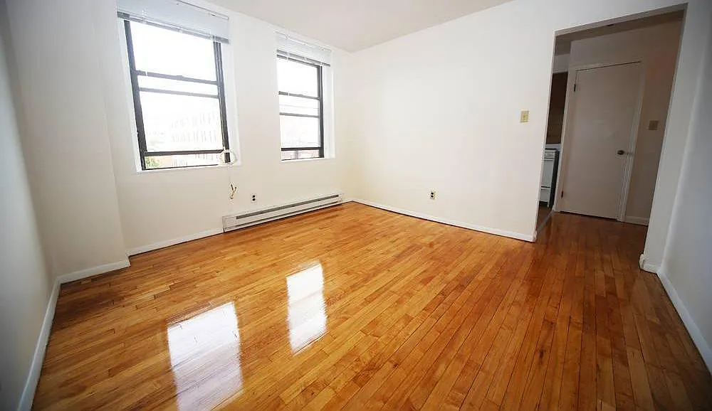 1 bed, 500 sqft, $1,950 — Photo 1