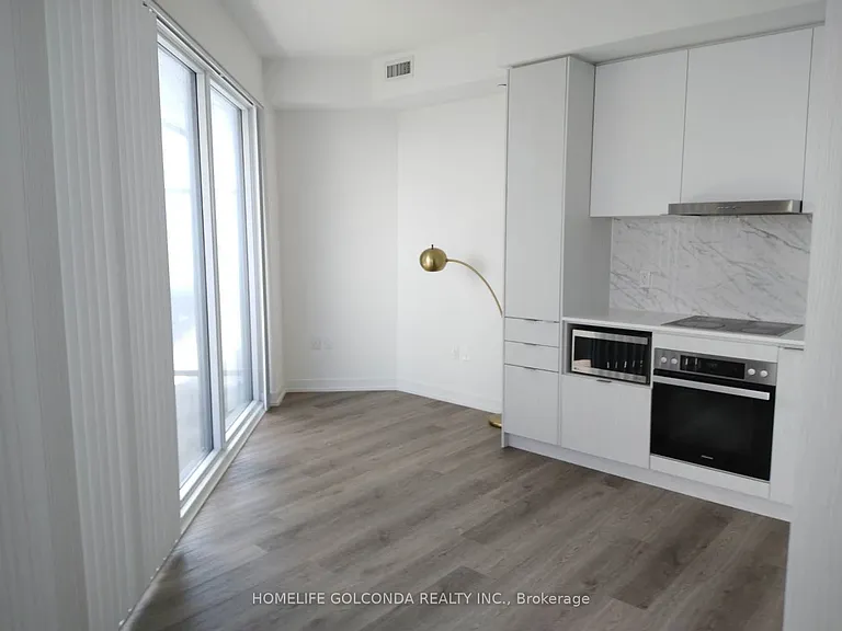 55 Cooper St #6508 — Photo 5