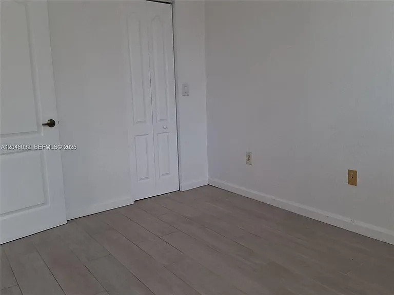 1044 NE 30th Ave — Photo 24