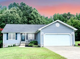 150 Hillcrest Dr N, Madisonville, KY 42431