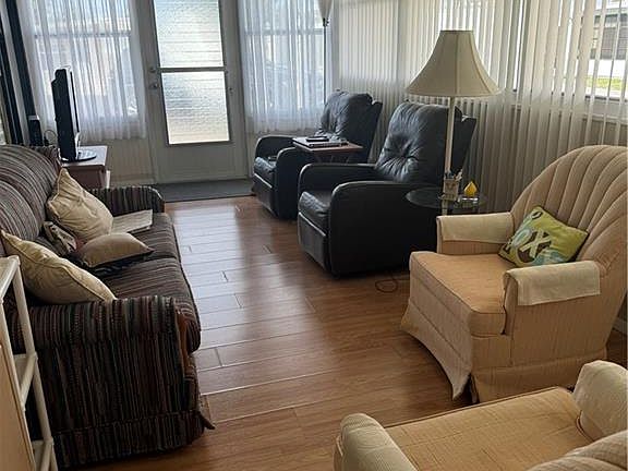 4th image of 23 Jasper DR #23JR
