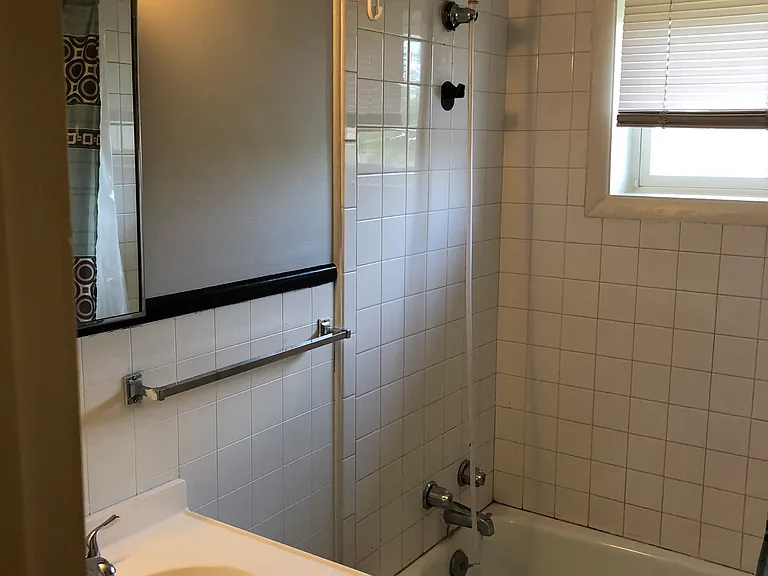 280 E King St #2 — Photo 3