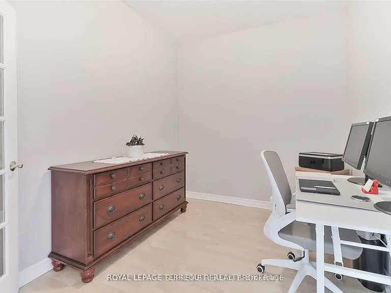 3830 Bathurst St #107 — Photo 11
