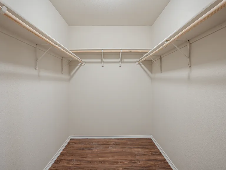 6217 Dorothy Muree Dr — Photo 23