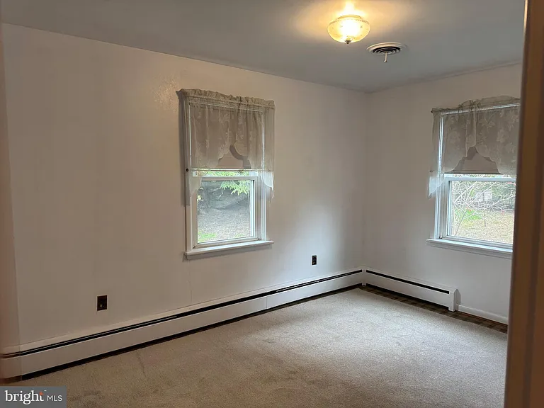 1018 Lancaster Pike — Photo 10