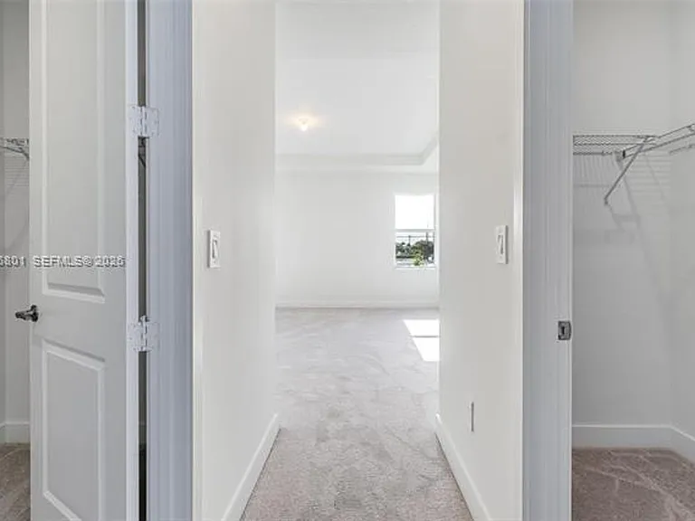 4480 SW 122nd Ter — Photo 12