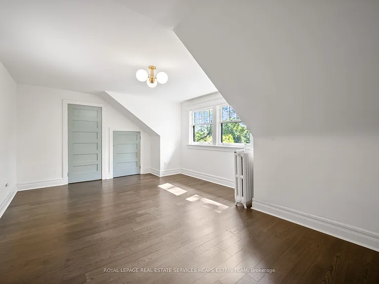 18 Castle Frank Cres #3 — Photo 10