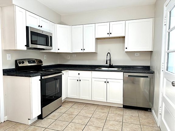 3rd image of 312 N Birchwood Ave #1