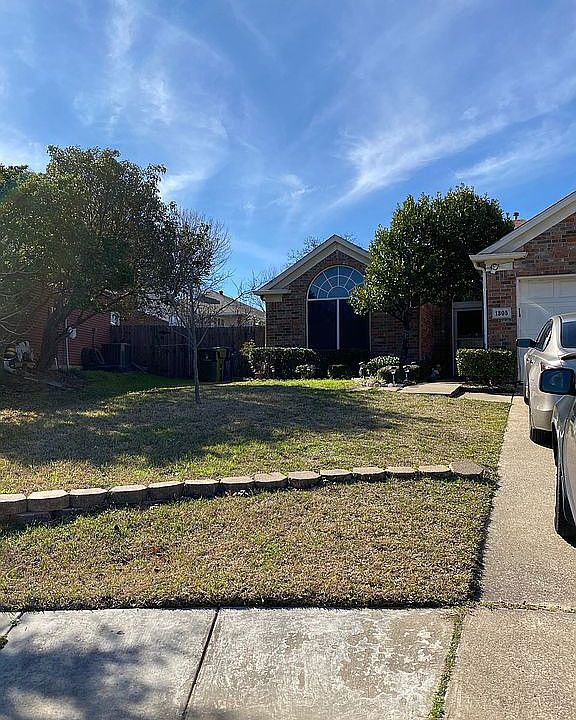 1st image of 1305 Kensington Ct