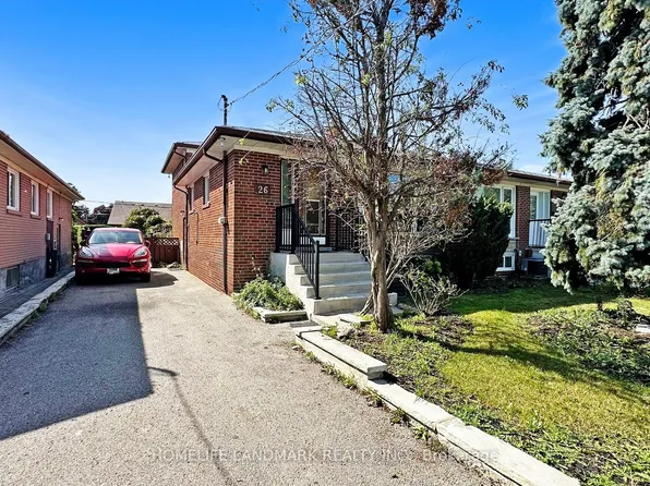 26 Roywood Dr, Toronto, ON M3A 2C6