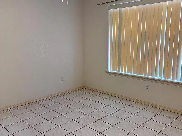 112B E Constellation Dr #B — Photo 22