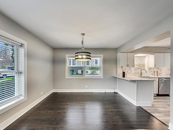 4th image of 822 N Waiola Ave