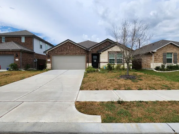 2555 Bay Winds Ln, Baytown, TX 77523