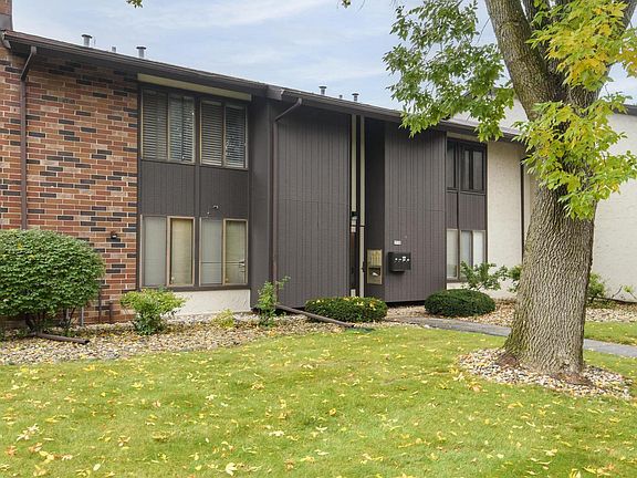 3rd image of 2130 W Good Hope ROAD #12