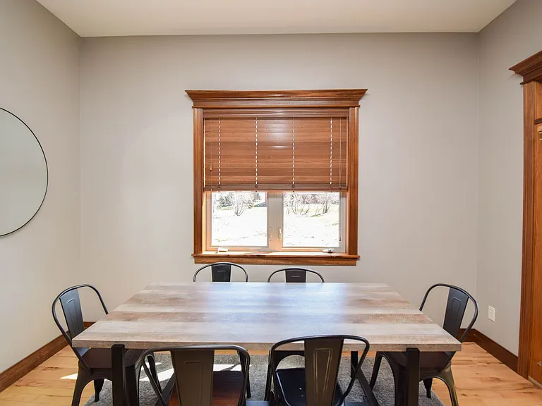 2204 S Silverthorne Ave — Photo 18