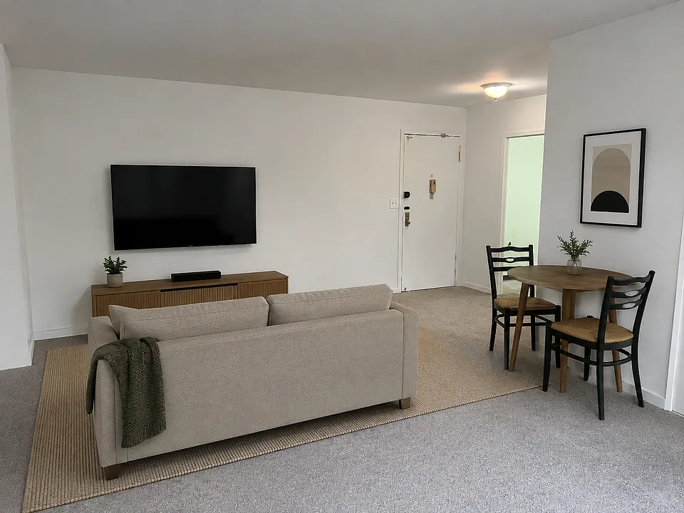 3215 Avenue H #7R