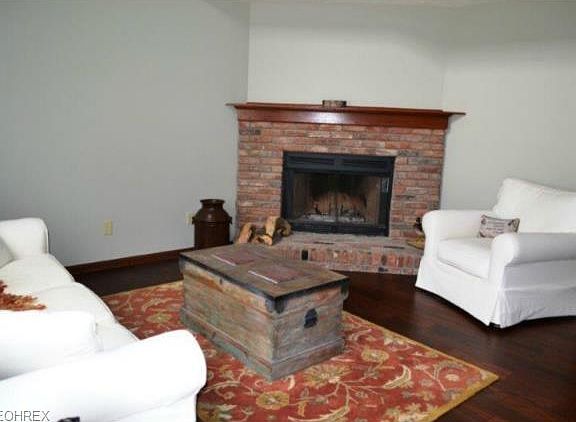 3rd image of 37527 Sturbridge Ln #37527
