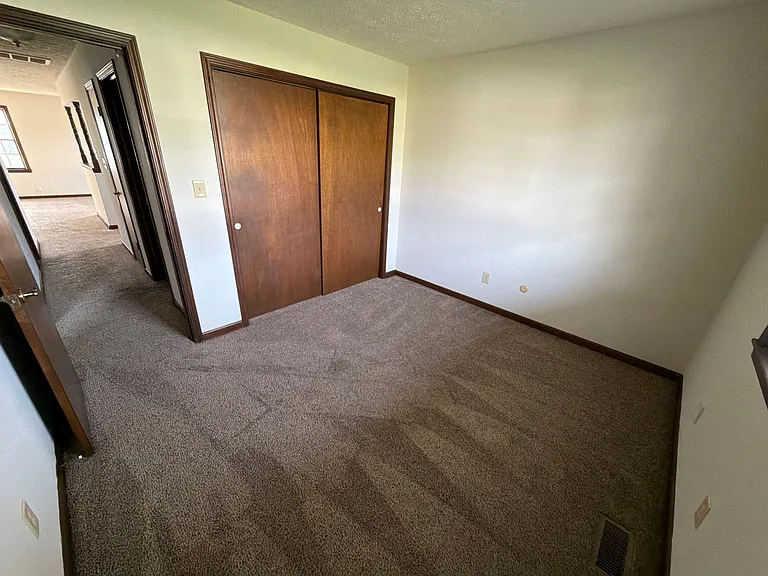 2028 Country Jct #2028 — Photo 8