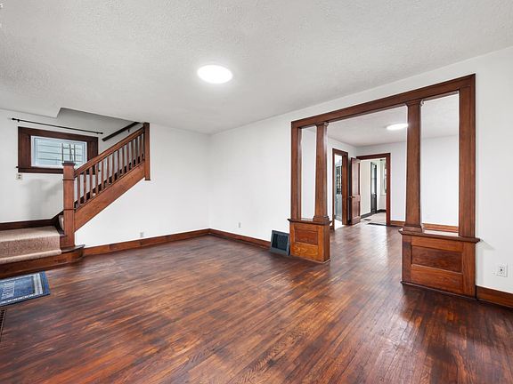 5th image of 1217 Hickory St