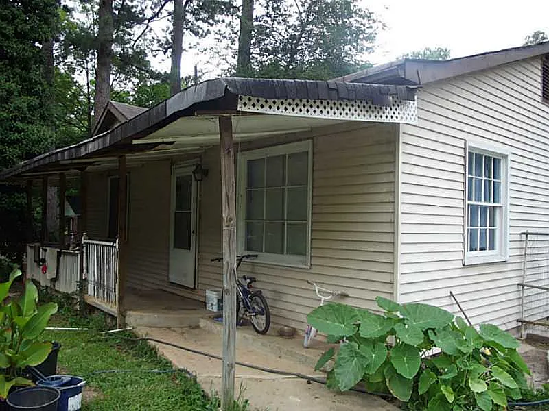 2953 Grand Ave SW photo 1