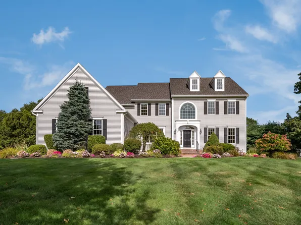 10 Garden Gate, Farmington, CT 06032