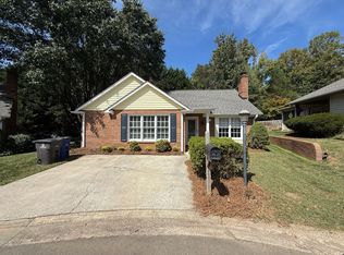 815 Meadowstone Dr, Winston Salem, NC 27104
