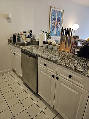 Rented by Newell and Assoc. | media 5