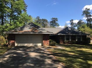 118 Country Club Dr, Covington, LA 70433