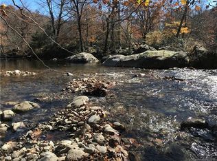 000 Rock Creek Rd, Burnsville, NC 28714
